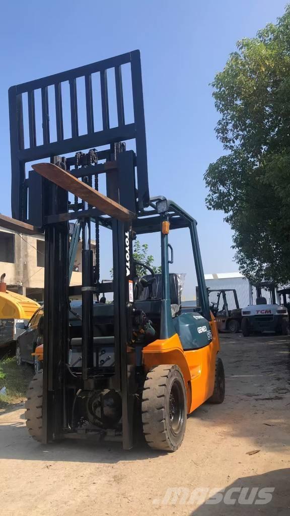 Toyota FD 50 디젤 지게차