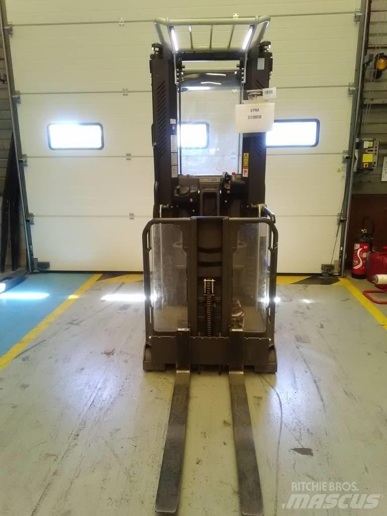 UniCarriers EPM 미디엄 리프트 오더 피커