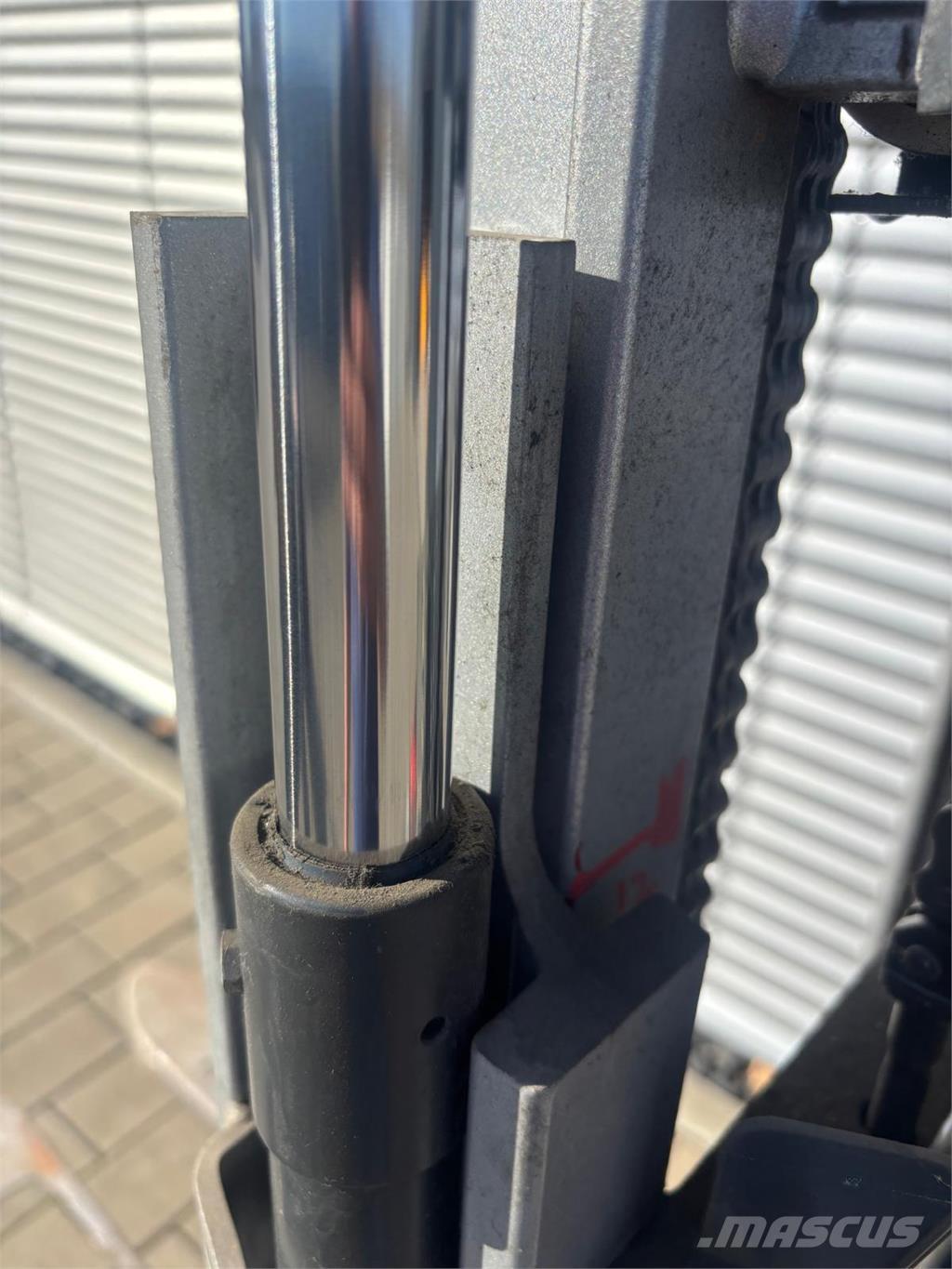 Still EXV12 보행식 리치 지게차