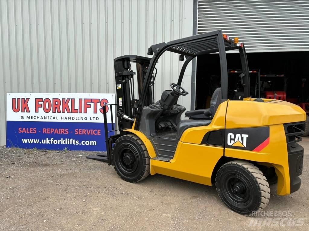 CAT DP40NT 디젤 지게차