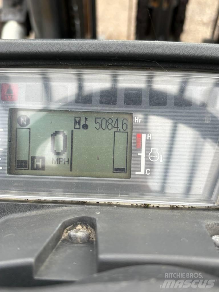 CAT DP40NT 디젤 지게차