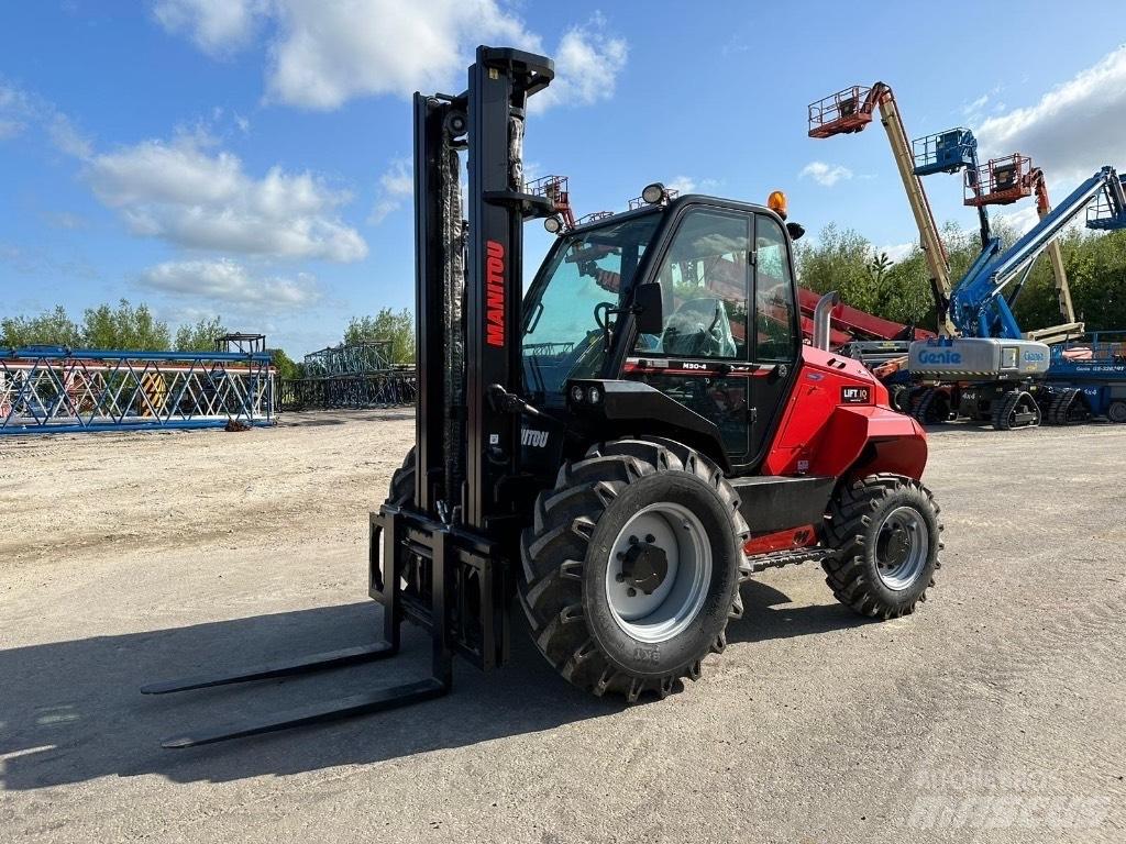 Manitou M 30.4 험지용 트럭