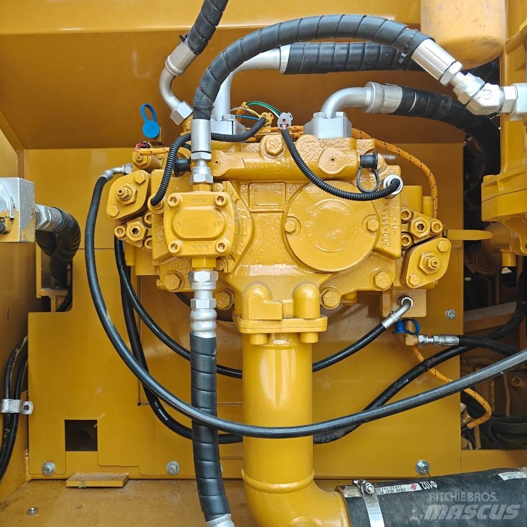 CAT 325 D L 대형 굴삭기 29톤 이상