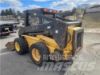 New Holland LS 190  스키드로더