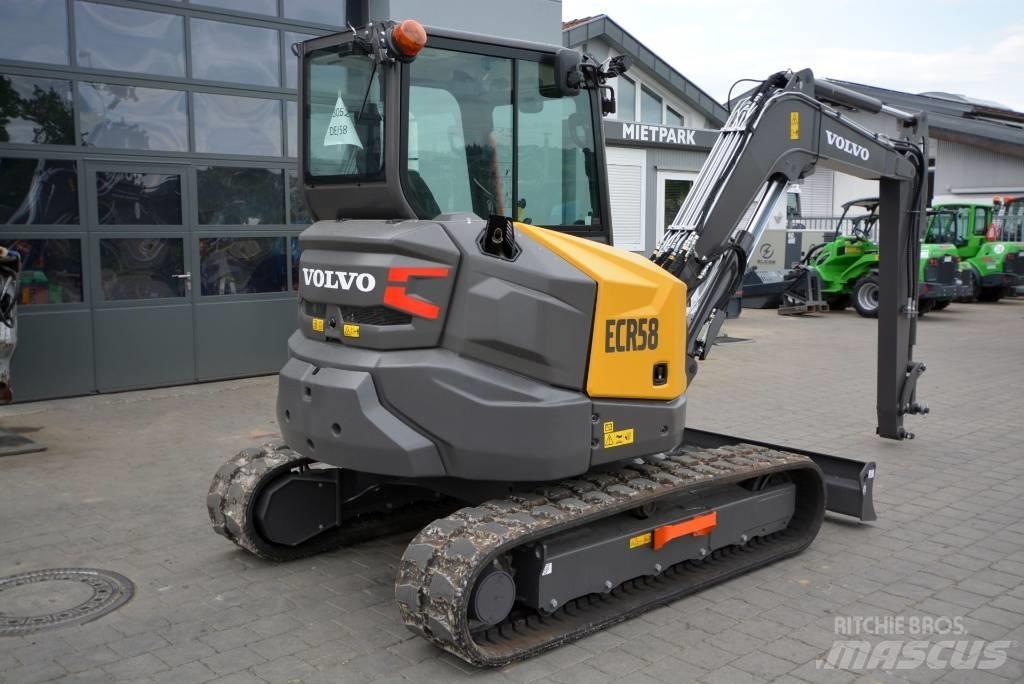 Volvo ECR 58 F 소형 굴삭기 7톤 미만