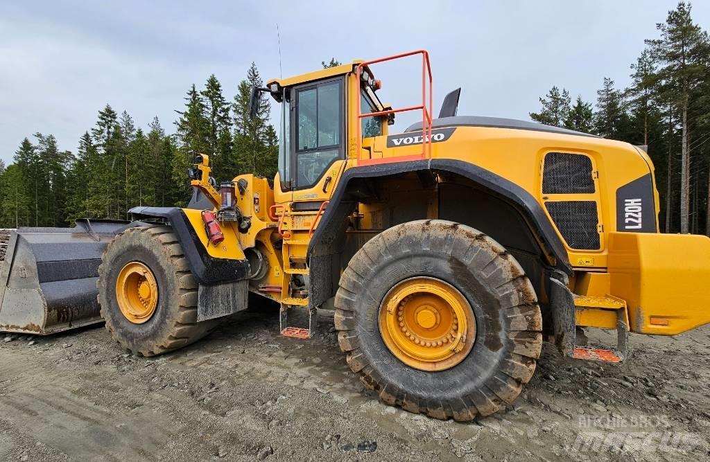 Volvo L 220 H  휠로우더