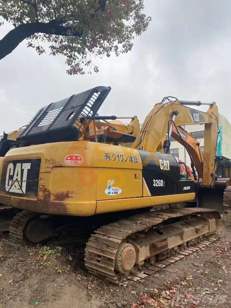 CAT 326 D2 대형 굴삭기 29톤 이상