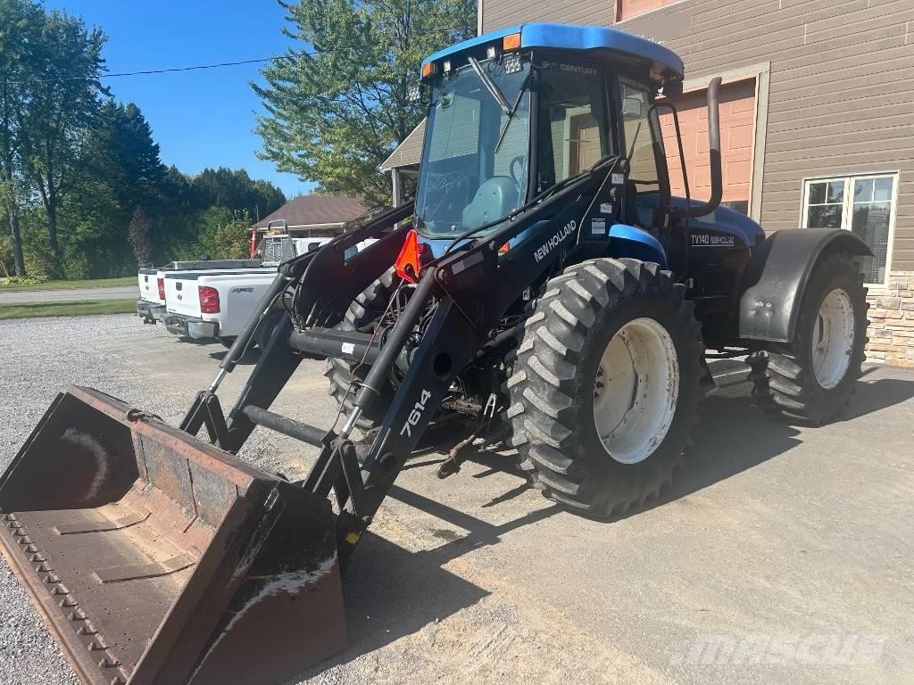 New Holland TV 140 트랙터