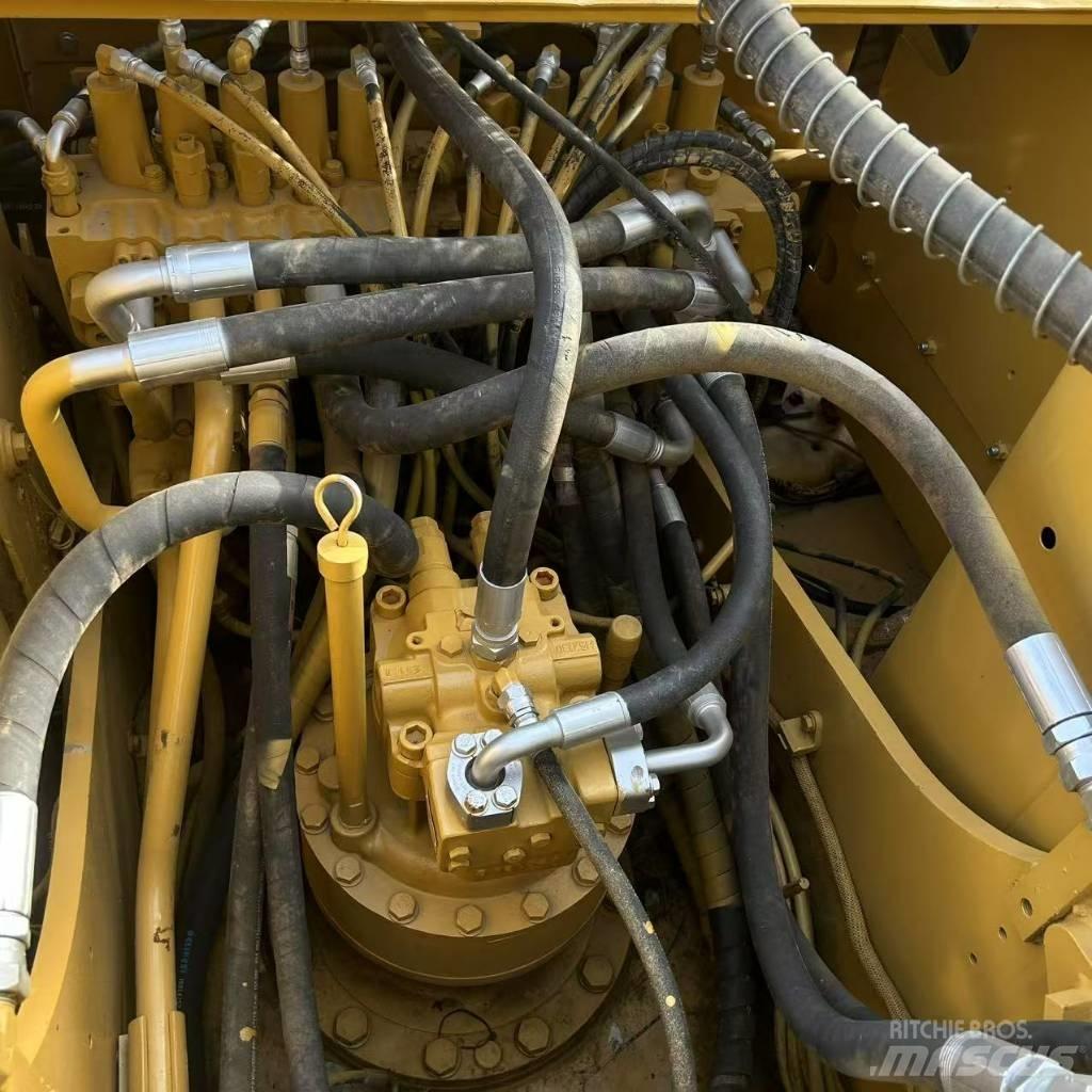 CAT 320 C 대형 굴삭기 29톤 이상