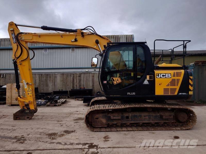 JCB JS 130 LC 대형 굴삭기 29톤 이상
