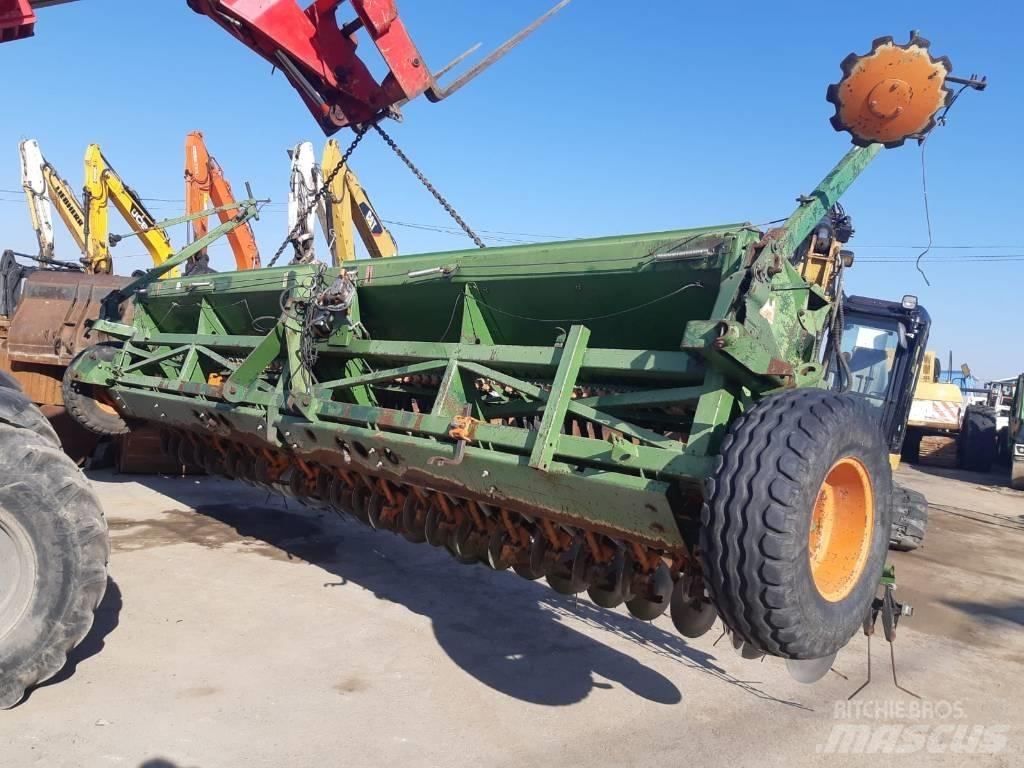 Amazone D8-60 Super 드릴