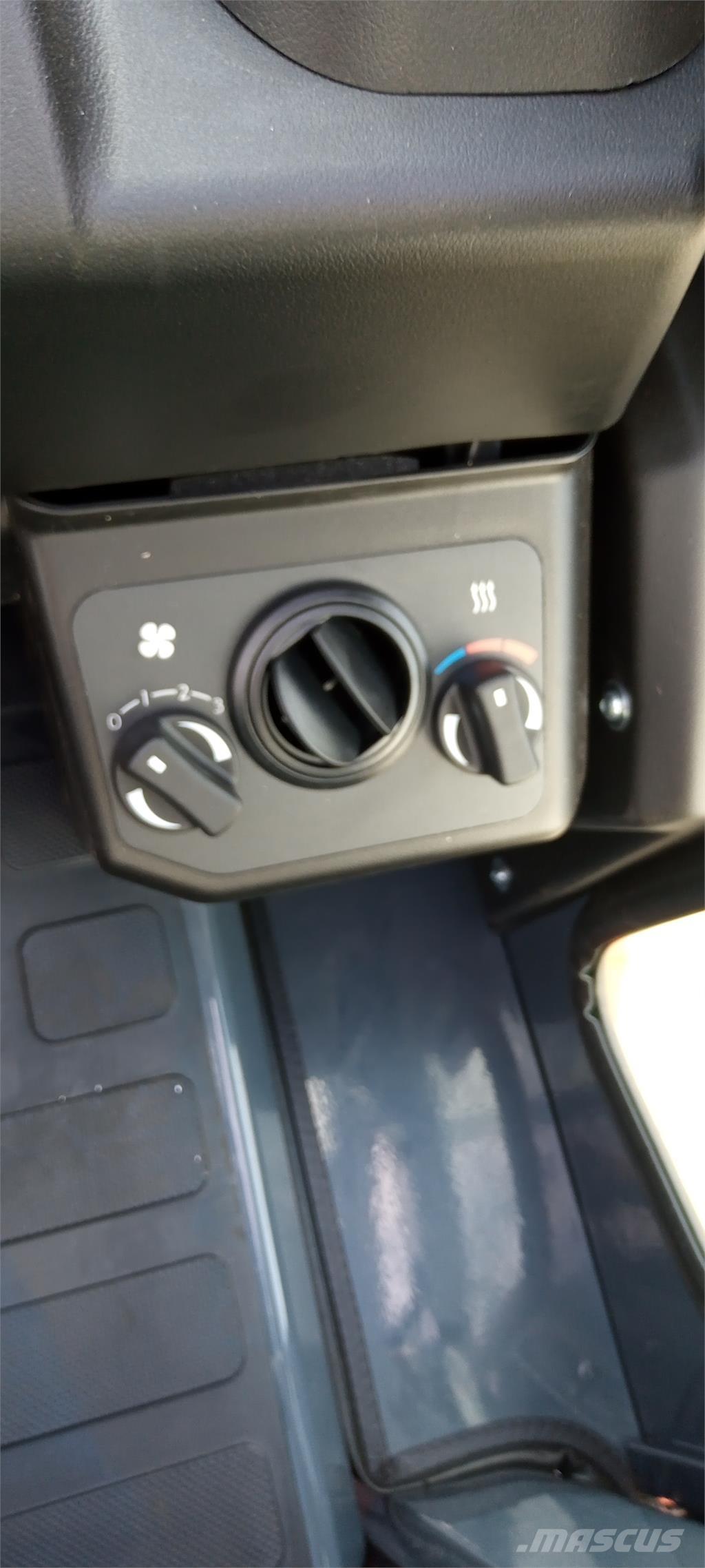 Toyota 8FBMT50 전동 지게차