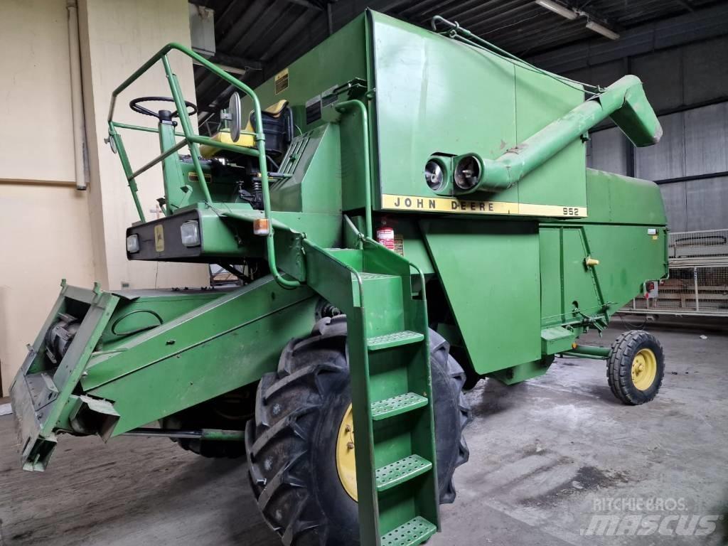 John Deere 952 콤바인 수확기