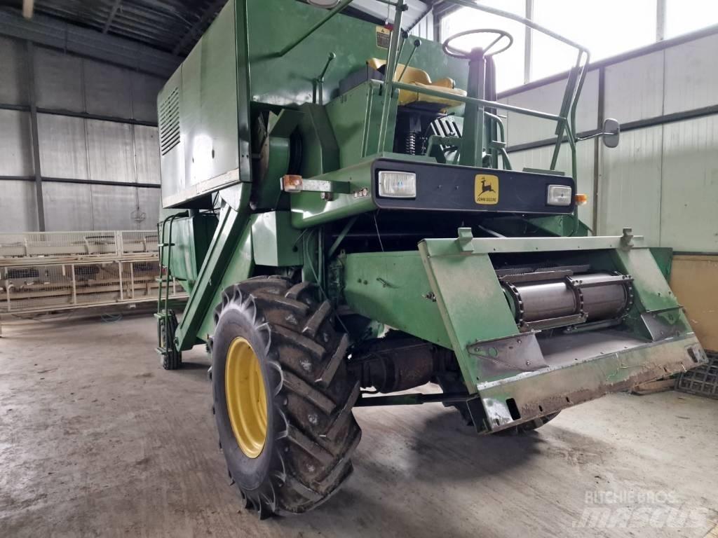 John Deere 952 콤바인 수확기