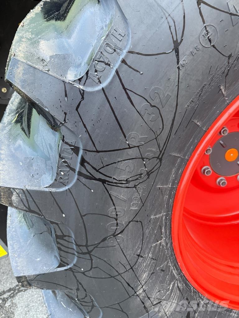 CLAAS Avero 240 콤바인 수확기