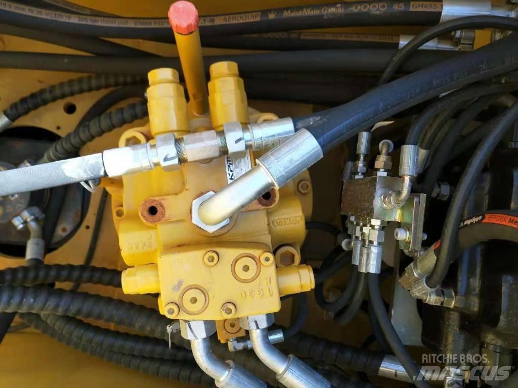 New Power SC210-9 중형굴삭기 7톤-28톤