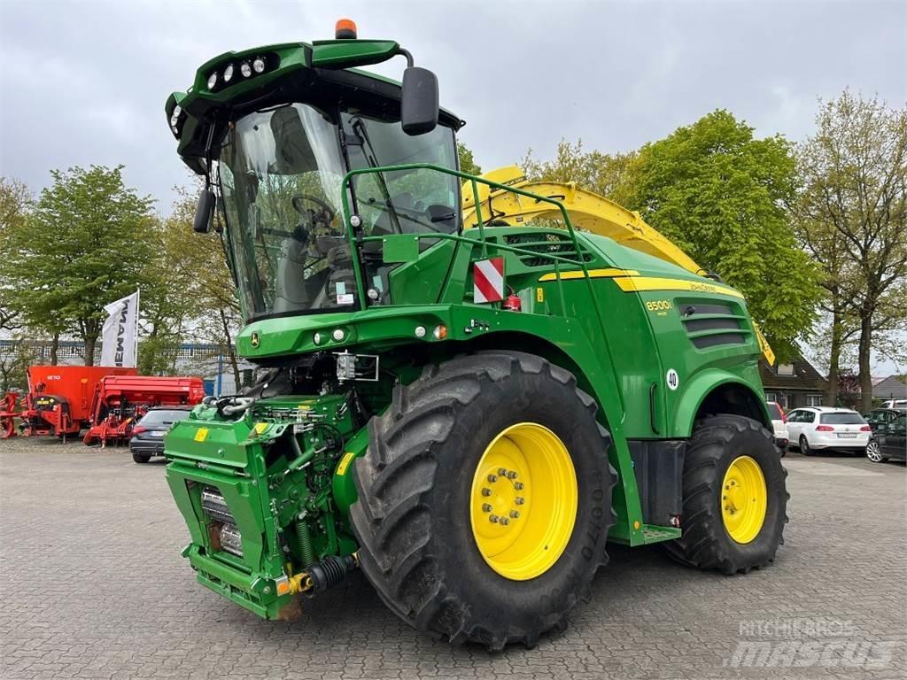 John Deere 8500 목초 수확기