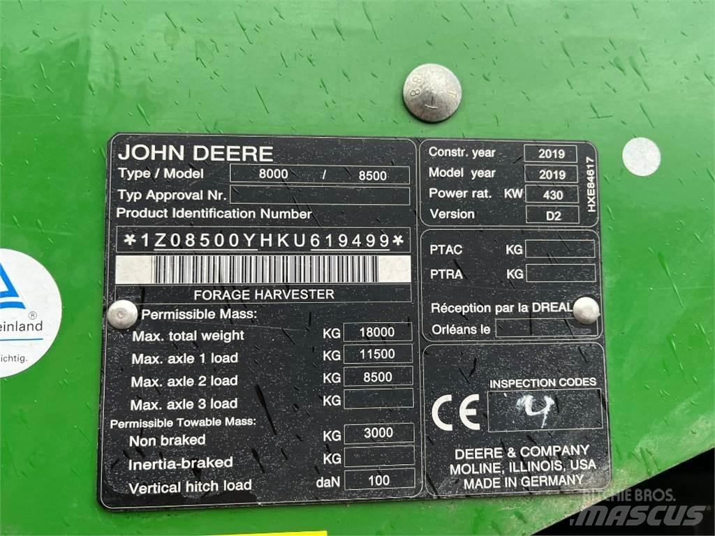 John Deere 8500 목초 수확기