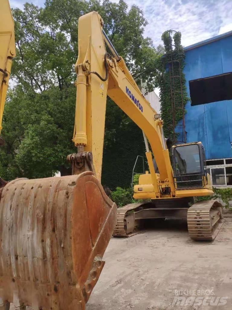 Komatsu PC 270 대형 굴삭기 29톤 이상