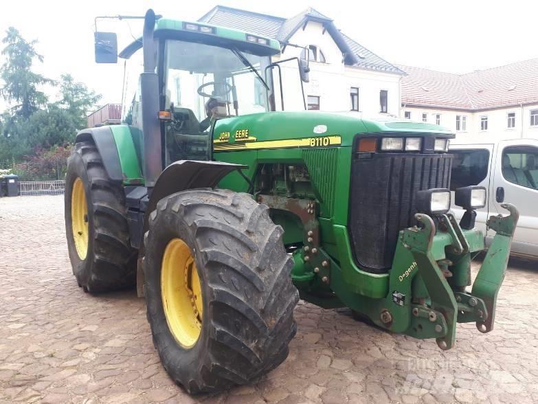John Deere 8110 트랙터