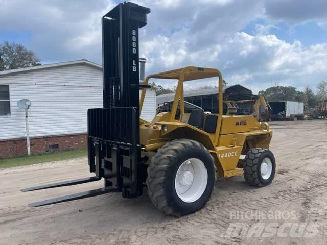 Manitou KD8000 험지용 트럭