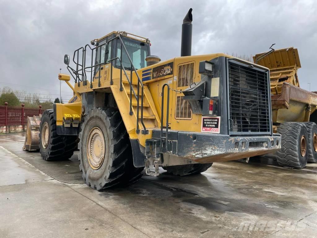 Komatsu WA 600-6  휠로우더