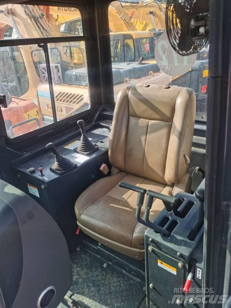 Shantui SD 23 크롤러 도저