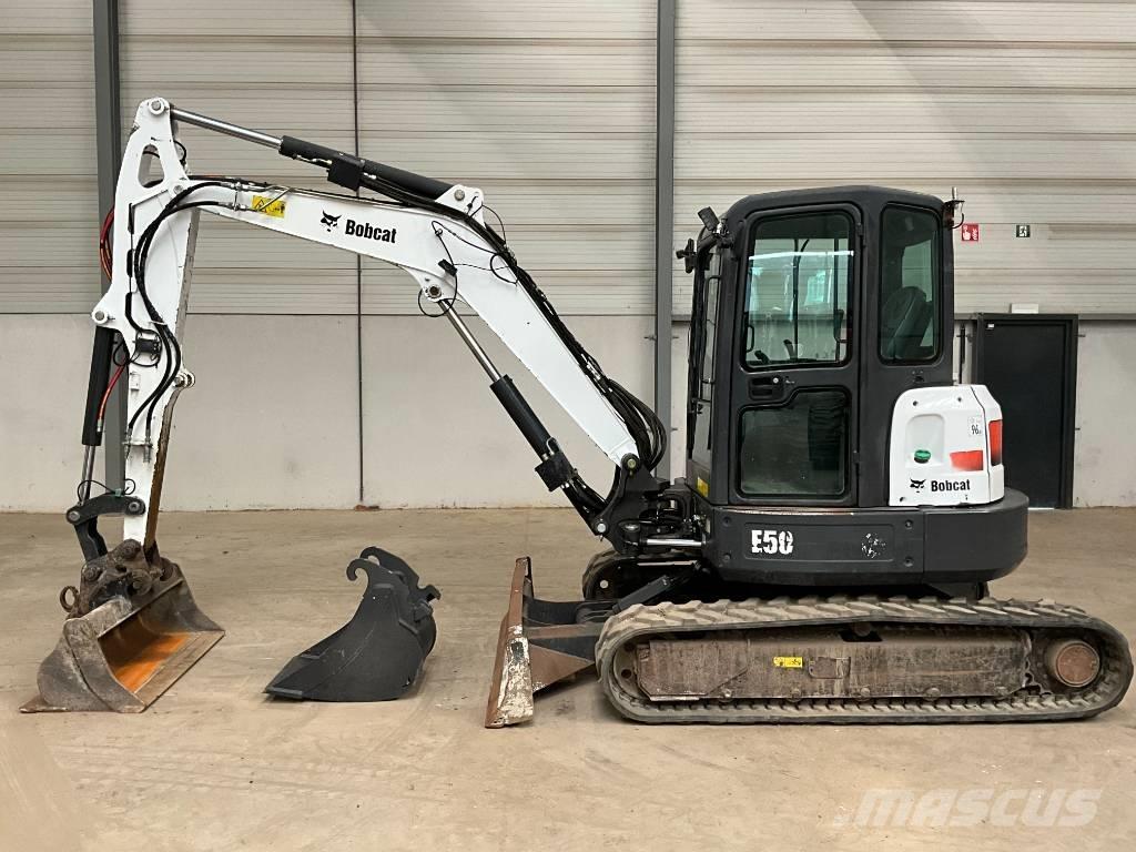Bobcat E 50 EM 소형 굴삭기 7톤 미만