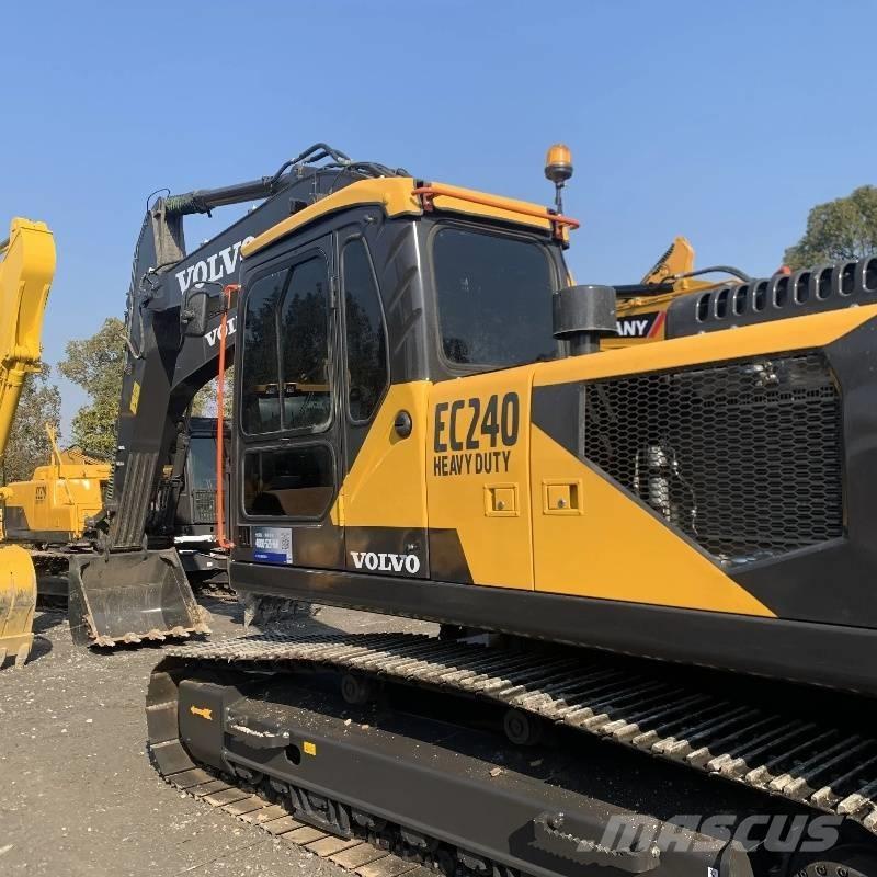 Volvo EC 240 대형 굴삭기 29톤 이상