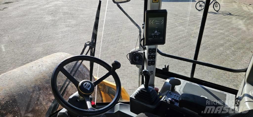 Volvo SD 135 B 싱글 드럼 롤러