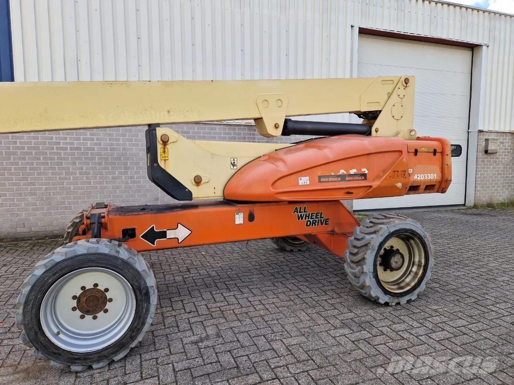 JLG E600 관절형 전동이동 리프트