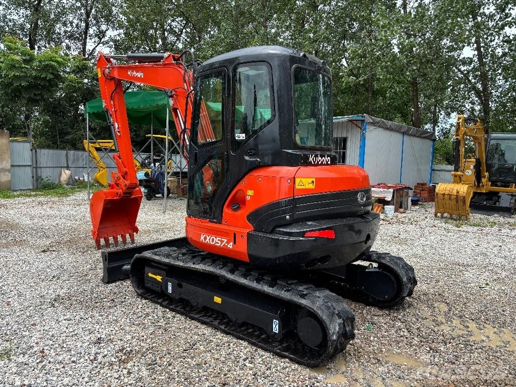 Kubota KX 057-4 소형 굴삭기 7톤 미만