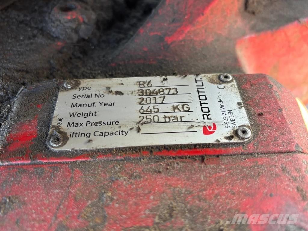 Volvo ECR 145 E 대형 굴삭기 29톤 이상