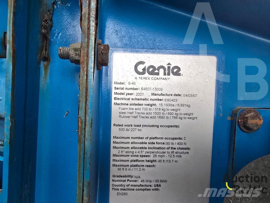 Genie S 45 관절형 전동이동 리프트