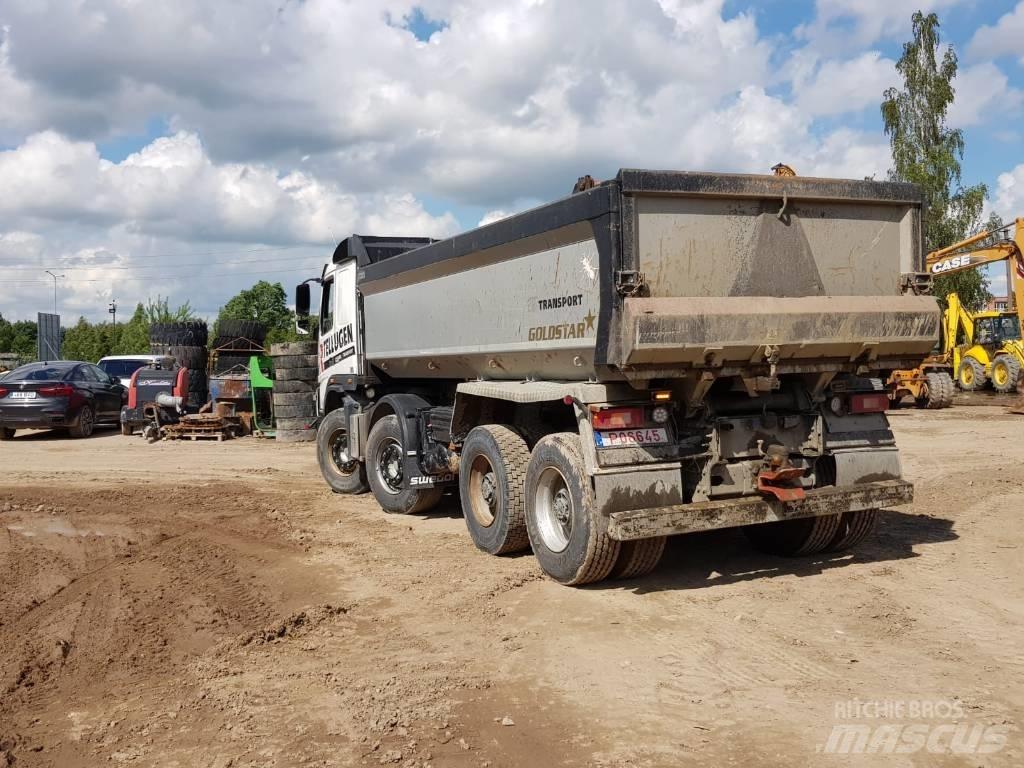 Volvo FMX 500 스킵 로더 트럭