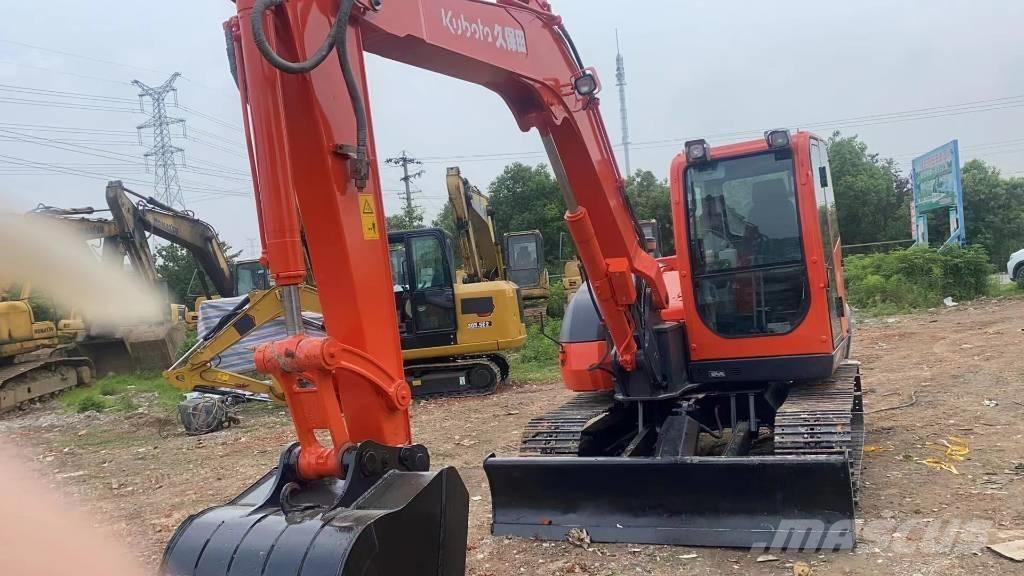 Kubota KX 185-3 중형굴삭기 7톤-28톤