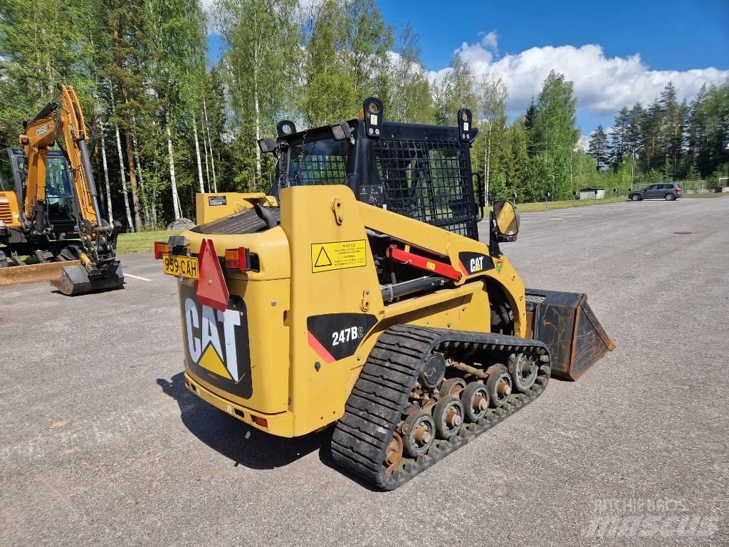 CAT 247 B 2  스키드로더