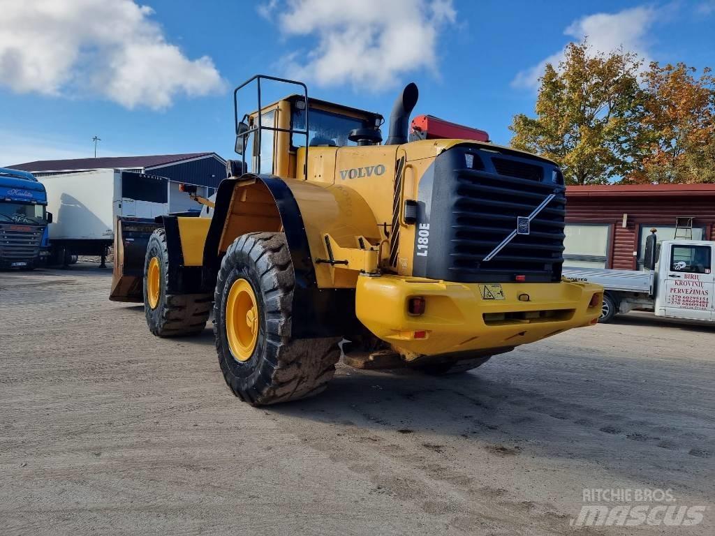 Volvo L 180 E  휠로우더