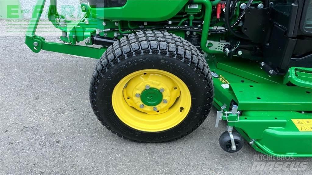 John Deere 3046R 트랙터