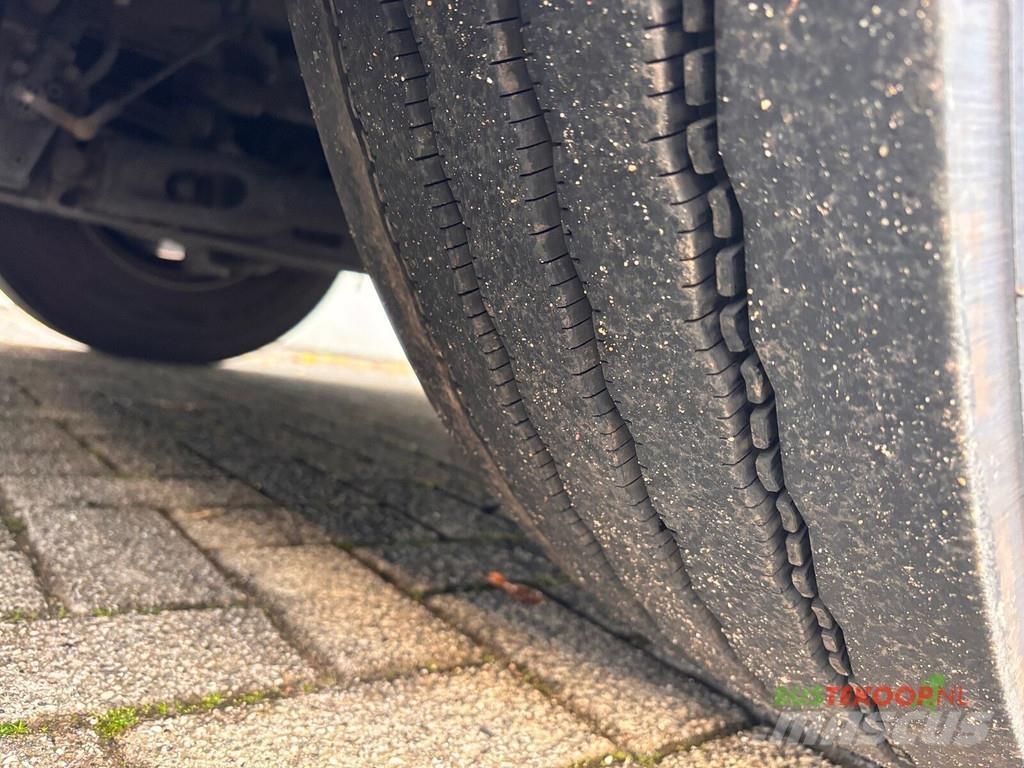 Setra S 415GT-HD 코치(장거리 버스)