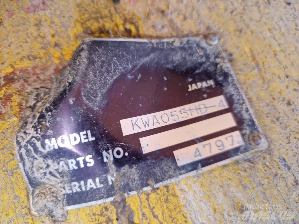Komatsu KWA 055HD-4 차축