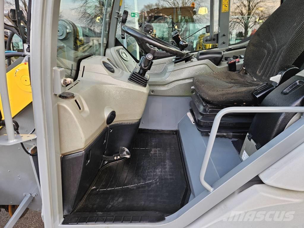 Kramer 5085  휠로우더