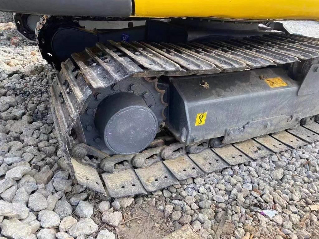 Komatsu PC 56 대형 굴삭기 29톤 이상