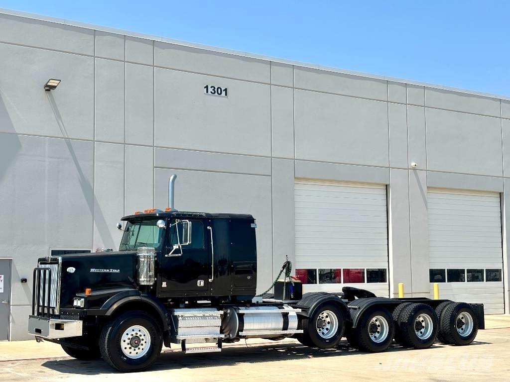 Western Star 4900 SA 트랙터 유닛