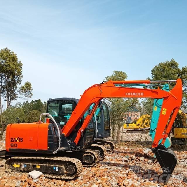 Hitachi ZX 60 소형 굴삭기 7톤 미만