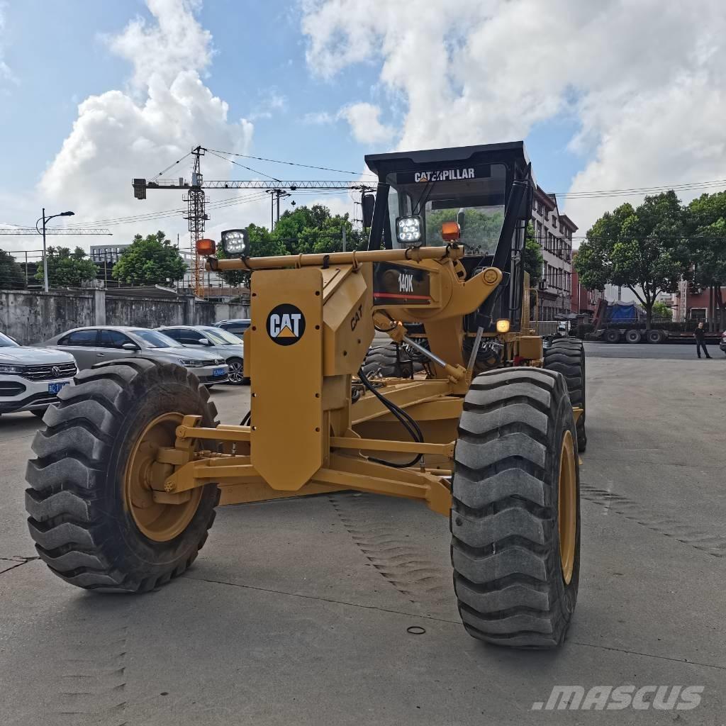 CAT 140k 그레이더