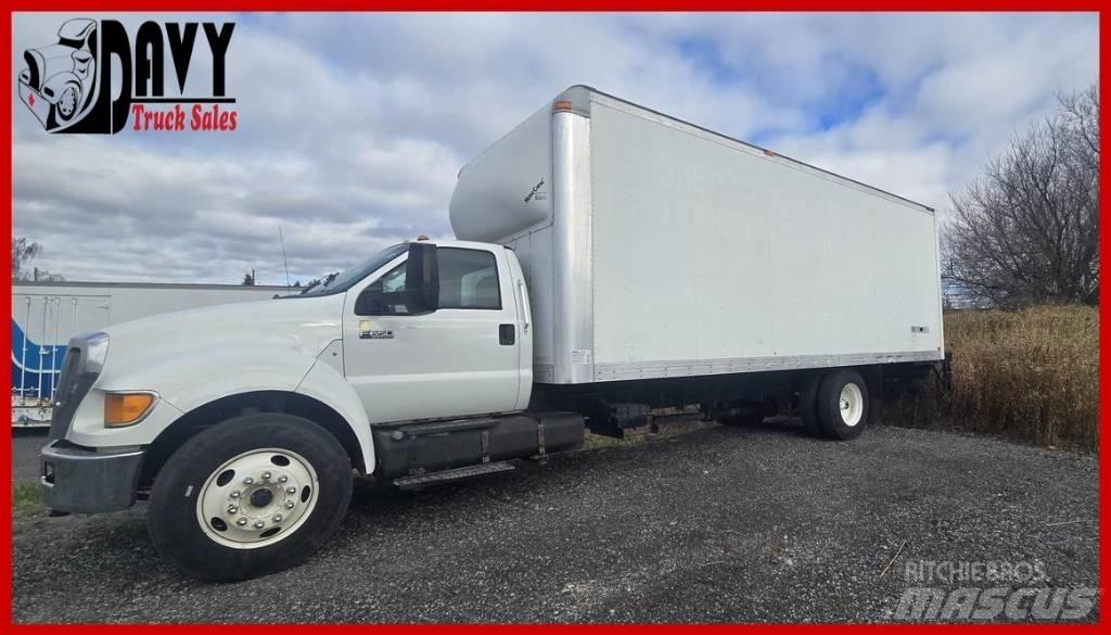 Ford F 650 탑차 트럭