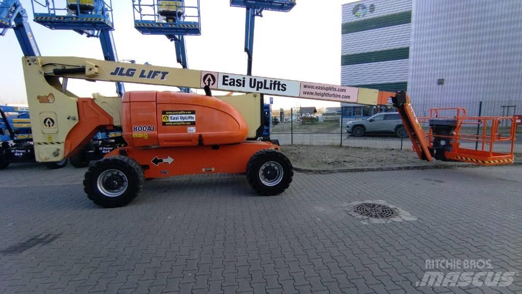JLG 800 AJ 관절형 전동이동 리프트