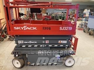 SkyJack SJ 3219 가위형 리프트