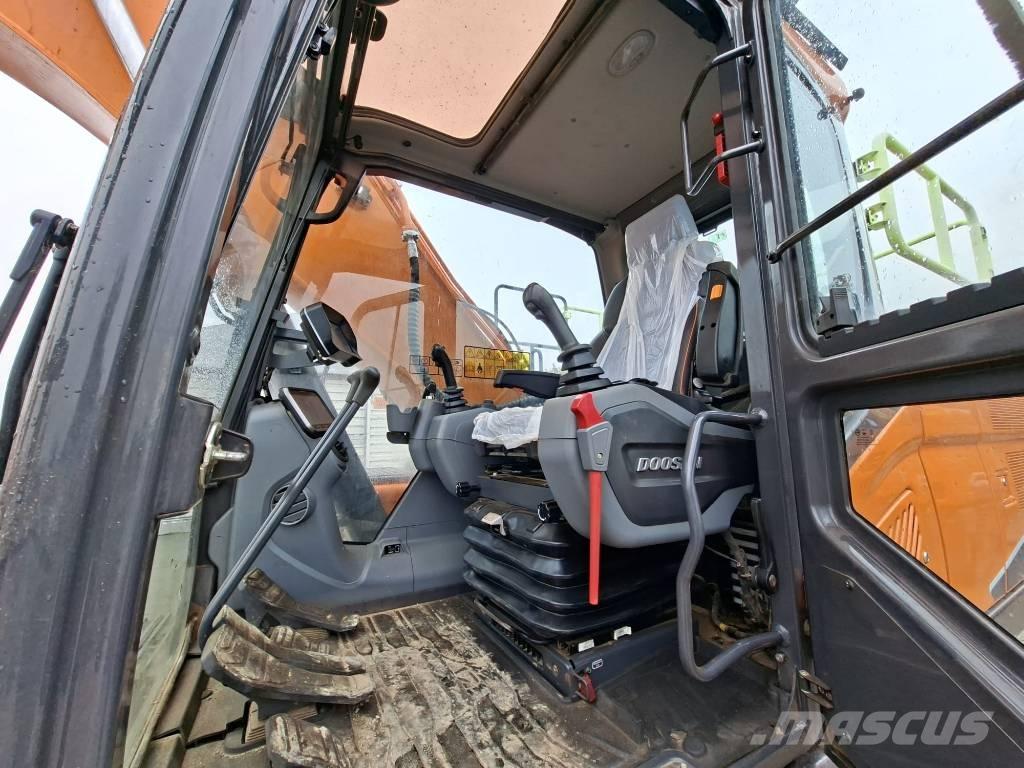 Doosan DX 225 LC 대형 굴삭기 29톤 이상